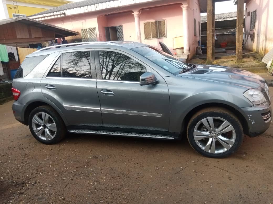 Mercedes ML 350 4MATIC Full Option [année 2011]