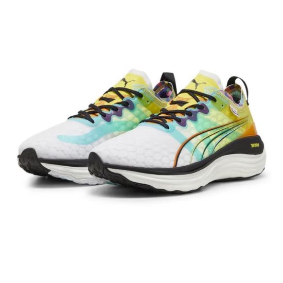 PAIRE DE  TENNIS  PUMA NITRO